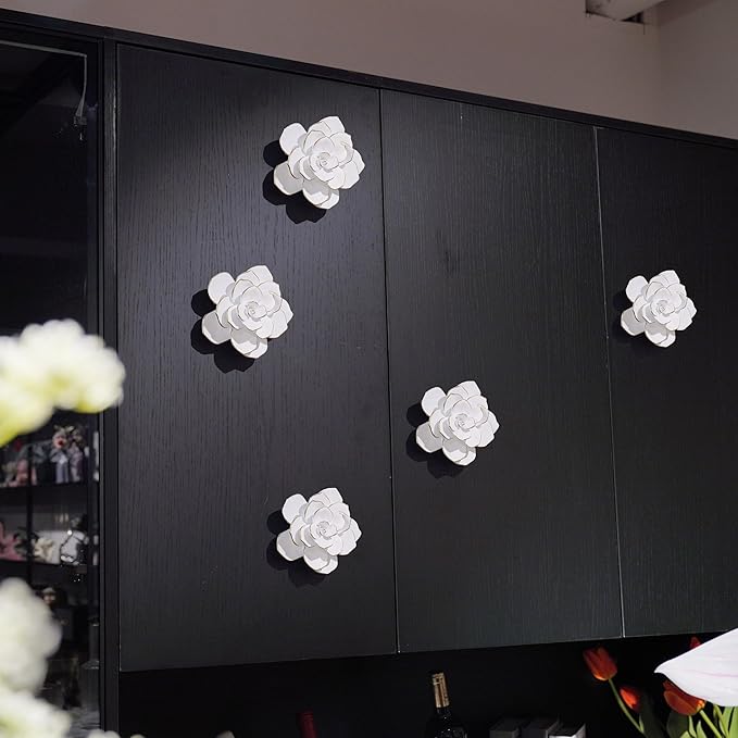 Guichifun Flower 3D White Succulent Wall Decor - Resin Home Accents Indoor or Outdoor Art Wall Sculptures Hanging Flowers for Bathroom Living Room Bedroom Gifts 5.5 X 2.25 X 5.75 Inch